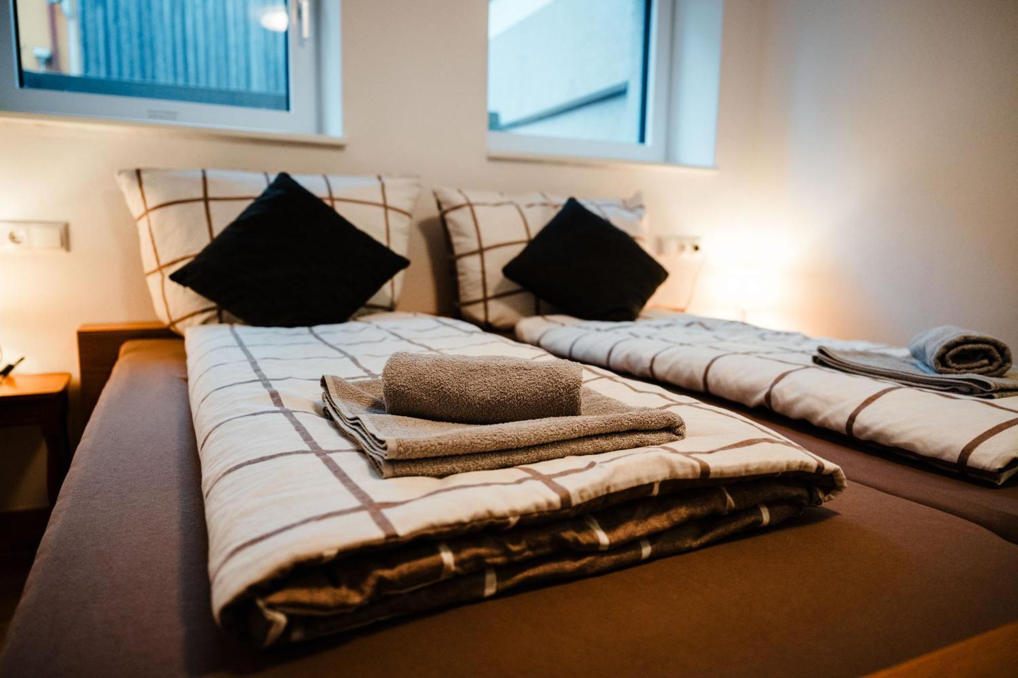 Mitzis Stubn Apartments - Bad Goisern - 24-Hour Self Check-In Экстерьер фото